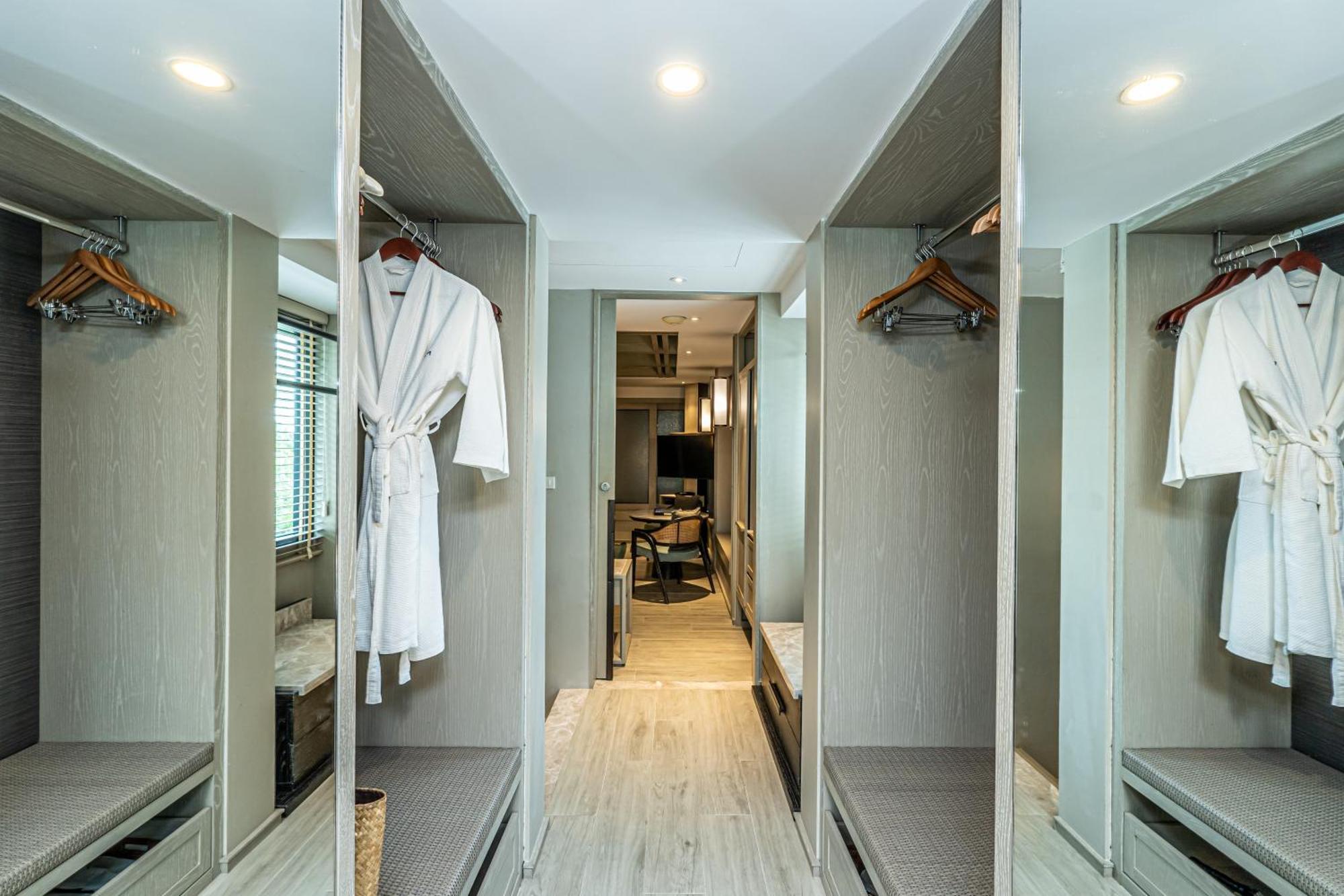 Ocean Deluxe Villa - Free Airport Shuttle,1549077196:JPEG
